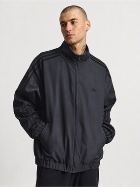 NWT Adidas Skateboarding Superfire Track Jacket – Black/Carbon (Size 2XL)